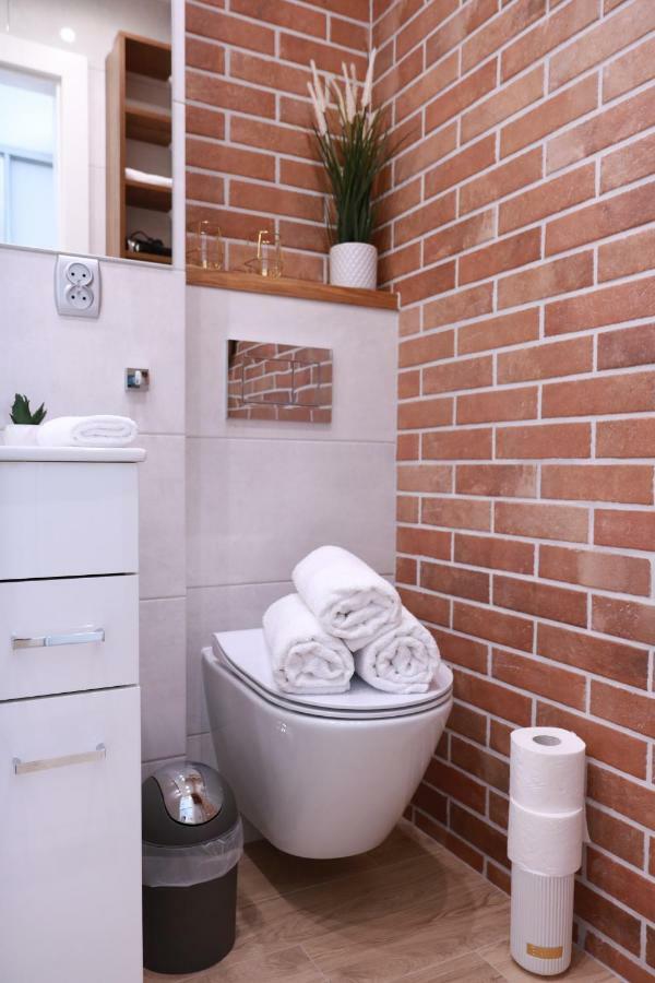 Chill & Explore By Cooee Apartments Varšava Exteriér fotografie