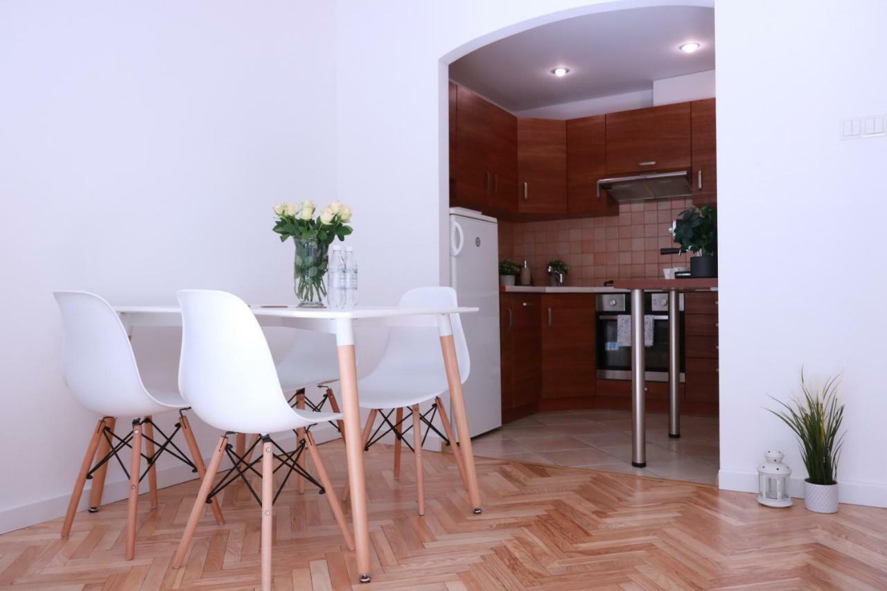 Chill & Explore By Cooee Apartments Varšava Exteriér fotografie